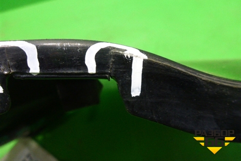 Накладка двери багажника нижняя правая (7680542010) для Toyota Rav-4 с 2006-2013г