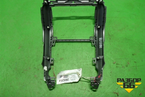 Накладка на торпедо (центральная верхняя) (77250SWAA0) для Honda CR-V(RE) с 2006-2012г