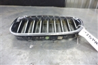 Решетка радиатора левая (после 2012г) (51137295297) для BMW 7 серия F01/F02 с 2008г