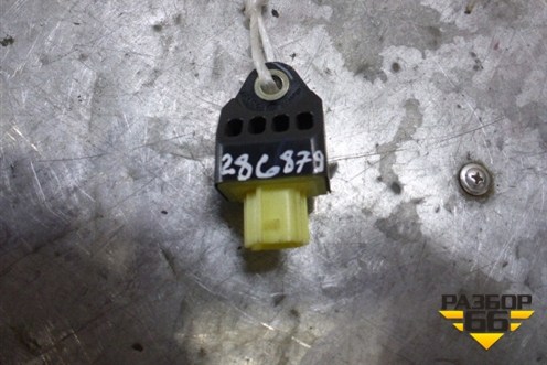 Датчик AIR BAG (8983133040) для Toyota Camry V50 с 2011-2018г (Камри)