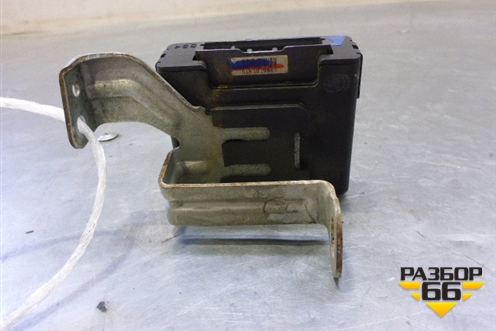 Блок электронный (8922733020) для Toyota Camry V50 с 2011-2018г
