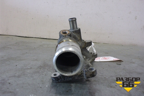 Фланец двигателя системы охлаждения (3.5л V6 2GR-FE) для Toyota Camry V50 с 2011-2018г