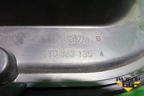 Крышка вещевого отсека (задняя правая) (1T0863761B) для Volkswagen Touran с 2003-2010г