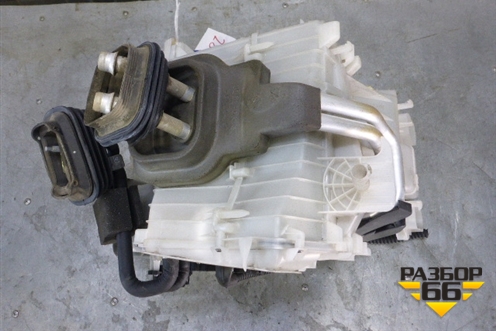 Корпус отопителя (под радиатор в сборе) для Cadillac BLS с 2006г