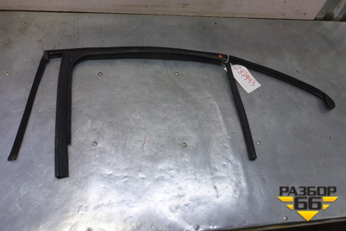 Уплотнитель стекла двери задней правой для Mercedes Benz A180/200/250 W176 с 2012