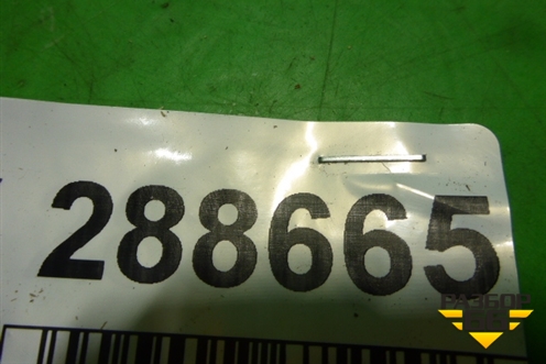Обшивка стойки задняя верхняя правая (6247033100) для Toyota Camry CV3 с 2001-2006г