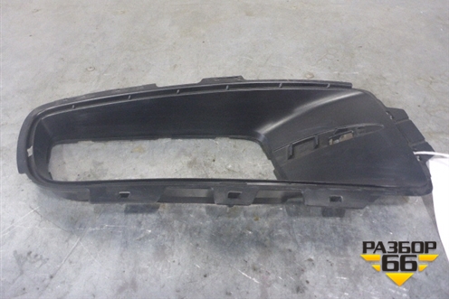 Накладка ПТФ правая (до 2010г новая) (51117175486) для BMW X5 E70 с 2007-2013г