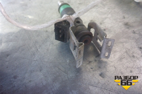 Форсунка инжекторная электрическая (1.6л HXDB) (98MFBC9F593) для Ford Focus 2 с 2005-2008г