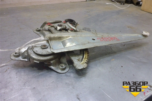 Стеклоподъёмник электрический задний правый (8572033120) для Toyota Camry CV3 с 2001-2006г