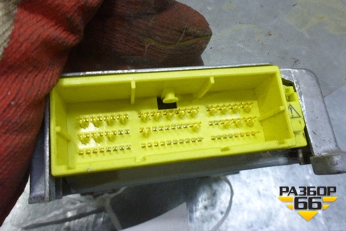 Блок управления AIR BAG (8917033460) для Toyota Camry CV3 с 2001-2006г