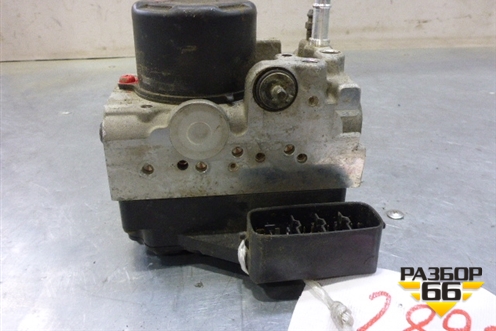 Блок ABS для Toyota Camry CV3 с 2001-2006г