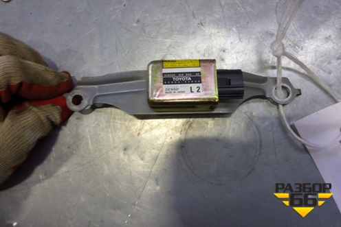 Датчик AIR BAG (задний левый) (8983433040) для Toyota Camry CV3 с 2001-2006г