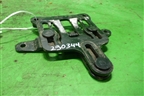 Кронштейн петли капота правый (новый) (51237184436) для BMW 5-серия F10/F11 с 2009-2016г