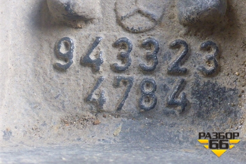 Кронштейн переднего стабилизатора  (правый) (9433234784) для Mercedes Benz  TRUCK Axor 2 с 2004г