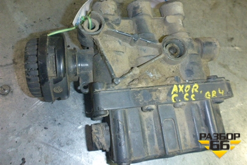 Кран уровня пола (главный) (0003278525) для Mercedes Benz  TRUCK Axor 2 с 2004г