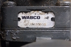 Кран уровня пола (главный) (A0003278525) для Mercedes Benz  TRUCK Axor 2 с 2004г
