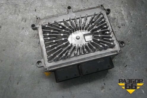 Блок управления двигателем (2797009290) для Volvo S40 с 2004-2012г