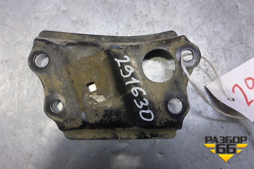 Кронштейн подрамника правый (передний) (5225502010) для Toyota Auris с 2006-2012г