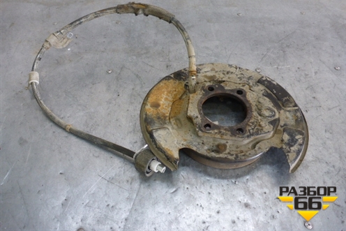 Кожух тормозного диска задний правый для Subaru Legacy Outback (B14) с 2009-2014г
