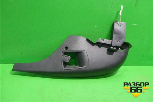Накладка внутренняя (на консоль правая) (9656179277) для Citroen C4 с 2005-2011г