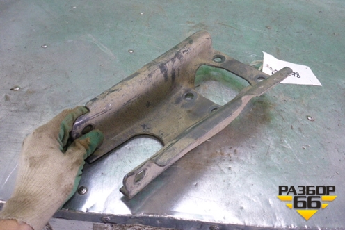 Кронштейн амортизатора переднего (21507833) для Volvo TRUCK FH с 2008-2013г (ФШ)