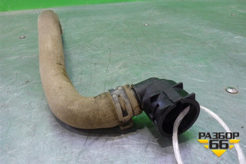 Патрубок отопителя (нижний) для Volkswagen Golf VI с 2009-2012г