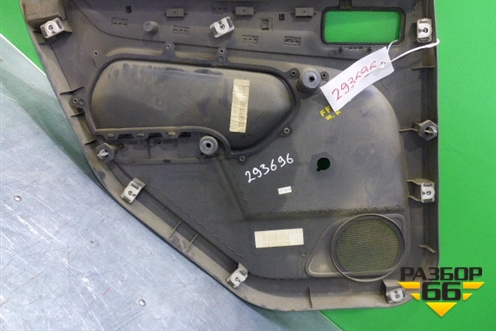 Обшивка двери задней правой под механику (4M51A27406) для Ford Focus 2 с 2005-2008г