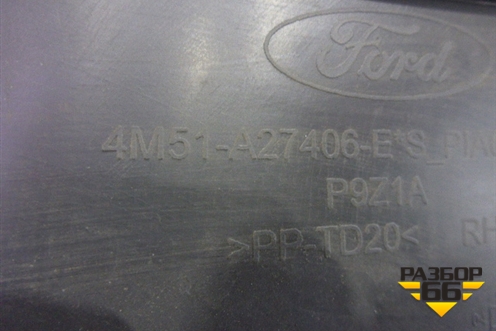Обшивка двери задней правой под механику (4M51A27406) для Ford Focus 2 с 2005-2008г