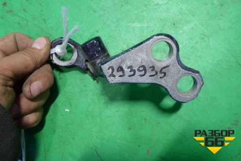 Петля двери задней левой верхняя для Ford Focus 2 с 2005-2008г
