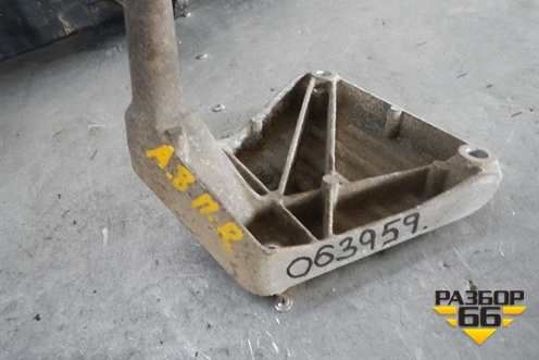Кронштейн двигателя правый (4E0199308AN) для Audi A8 с 2002-2010г