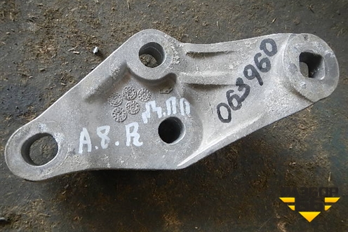 Кронштейн двигателя передний (4E0199603N) для Audi A8 с 2002-2010г