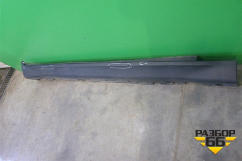 Накладка на порог наружная правая (51777191242) для BMW X5 E70 с 2007-2013г