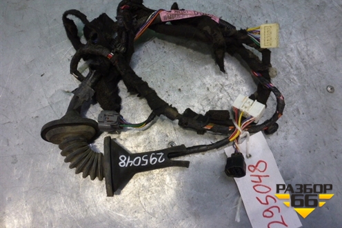 Проводка двери передней левой (MN151095) для Mitsubishi Lancer-9  с 2003-2008г