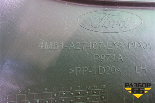 Обшивка двери задней левой под механику (4M51A27407ES) для Ford Focus 2 с 2005-2008г