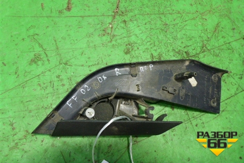 Накладка двери передней правой уголок (4M51A23408AJ3YYW) для Ford Focus 2 с 2005-2008г