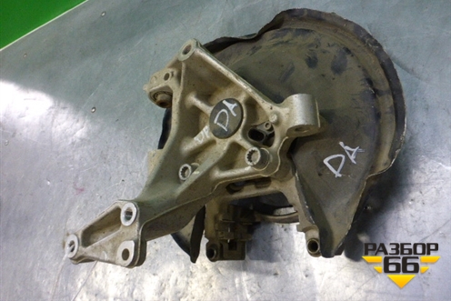 Кулак задний левый (3C0505435F) для Volkswagen Passat (B6) с 2005-2010г