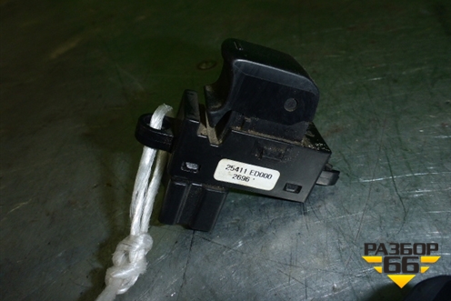 Кнопка стеклоподъёмника (25411ED000) для Nissan Teana (J31) с 2003-2008г