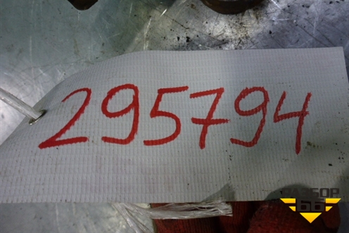 Кулак поворотный передний правый (2.3л АКПП VQ23) для Nissan Teana (J31) с 2003-2008г