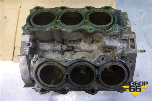 Блок двигателя (2.3л VQ23 VQ23196331A) для Nissan Teana (J31) с 2003-2008г