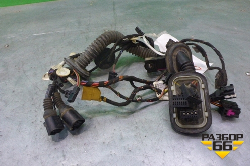 Проводка двери задней правой для Volkswagen Touareg c 2002-2010г