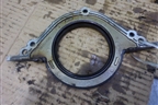 Крышка коленвала задняя (2.3л VQ23) для Nissan Teana (J31) с 2003-2008г