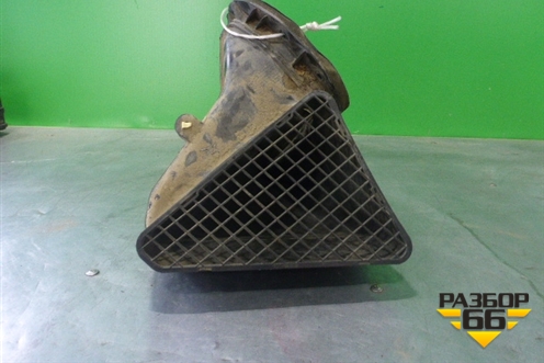 Воздухозаборник отопителя (7L0819049) для Volkswagen Touareg c 2002-2010г