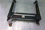 Кронштейн сиденья (переднего левого) (7L0881677B) для Volkswagen Touareg c 2002-2010г
