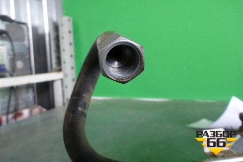 Рейка топливная рампа (4.2л AXQ) (077133681AB) для Volkswagen Touareg c 2002-2010г