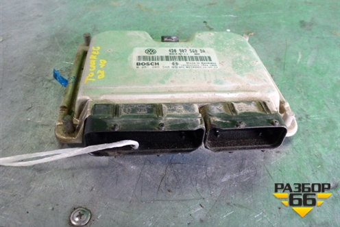 Блок управления двигателем (4.2л AXQ) (4D0907560DA) для Volkswagen Touareg c 2002-2010г