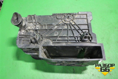 Ящик под аккумулятор (244310003R) для Renault Laguna-3 с 2009г