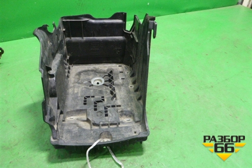 Ящик под аккумулятор (LR023753) для Land Rover Range Rover Evoque с 2011-2018г