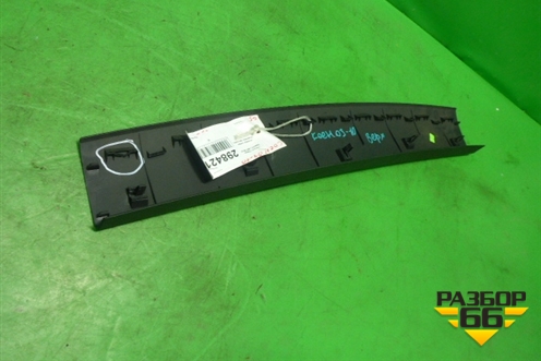 Обшивка двери багажника (верхняя) для Porsche Cayenne с 2003-2010г