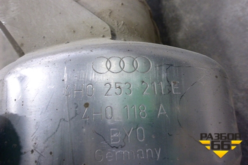 Приёмная труба глушителя (4.2л левая часть) (4H0253211E) для Audi A8 с 2009-2017г