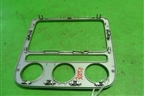 Рамка магнитолы (1Q0858069F) для Volkswagen Scirocco с 2008г